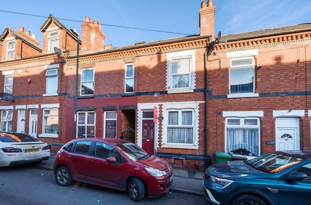 Westwood Road, Nottingham... 2 bed terraced house for sale £130,000