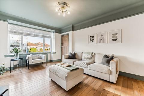 52 Cromarty Gardens, Clarkston, Glasgow, G76 8PA