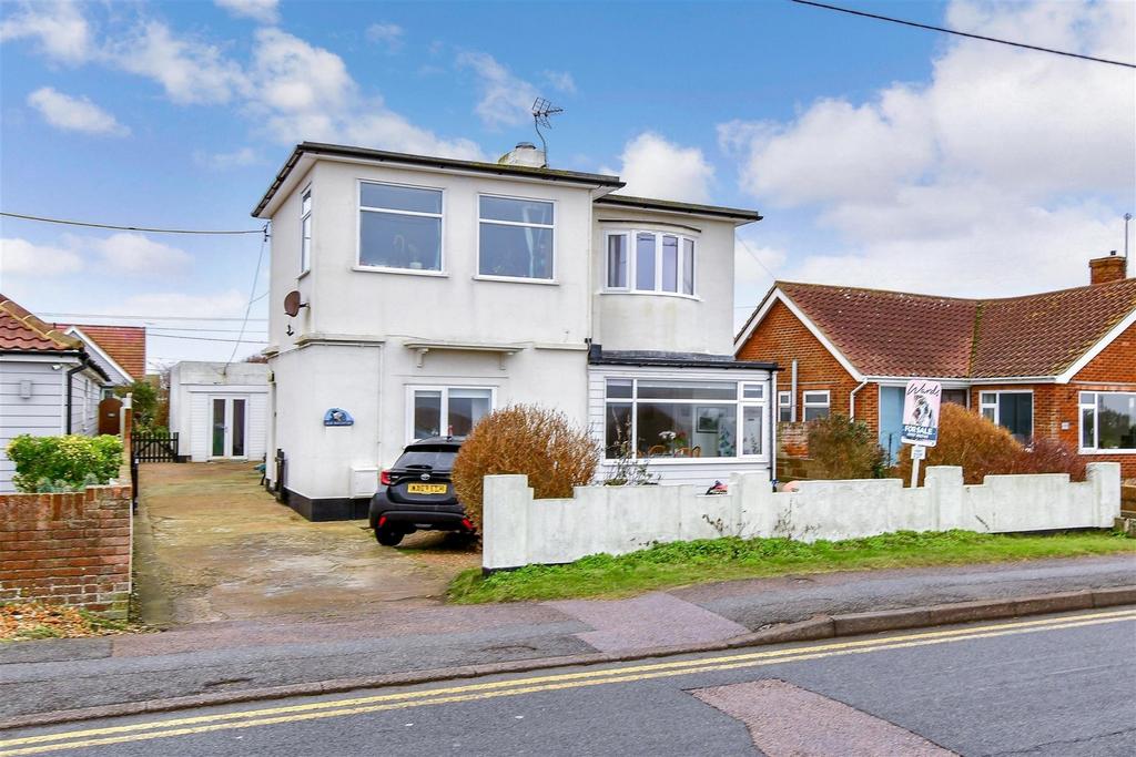 Coast Drive, Lydd On Sea, Kent 2 bed apartment for sale £250,000