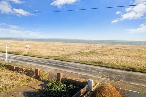 2 bedroom apartment for sale, Coast Drive, Lydd On Sea, Kent