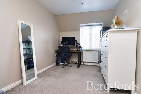 11 Lambourne Chase, Chelmsford, CM2 9FF
