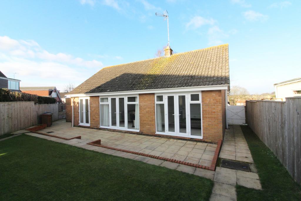 The Meadows, Cherry Burton, HU17 7RL 3 bed detached bungalow for sale
