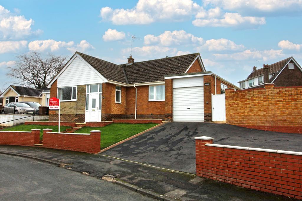 The Meadows, Cherry Burton, HU17 7RL 3 bed detached bungalow for sale