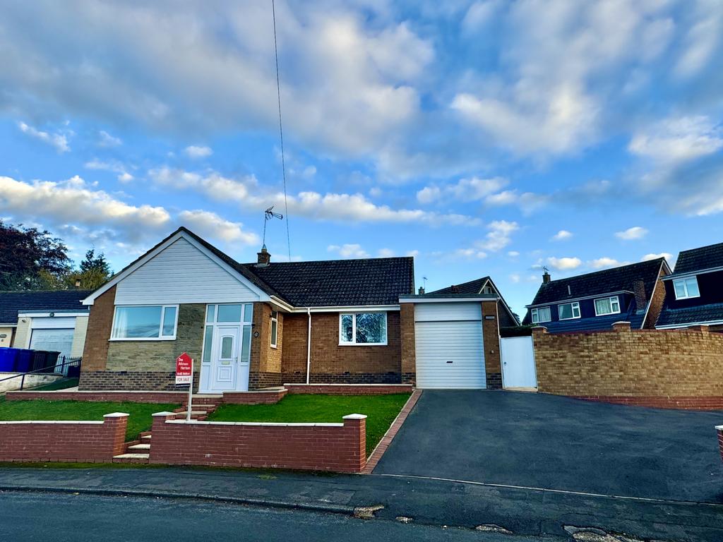 3 Bedroom Bungalow   detached for Sale