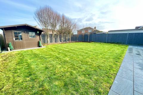 5 bedroom detached house for sale - Peacehaven BN10
