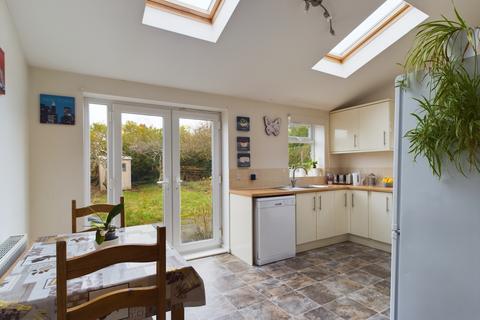 2 Birklands Drive, Sheffield, S13 8JL