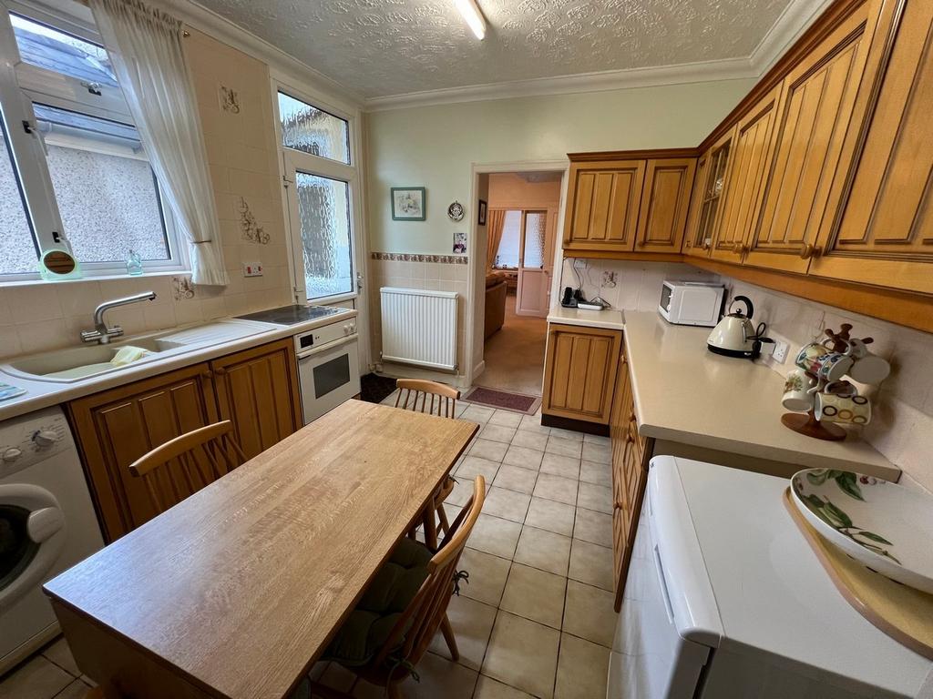 Graigwen Road Porth Porth 3 bed terraced house for sale £145,000