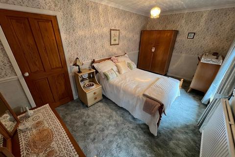 52 Graigwen Road, Porth, CF39 9HA