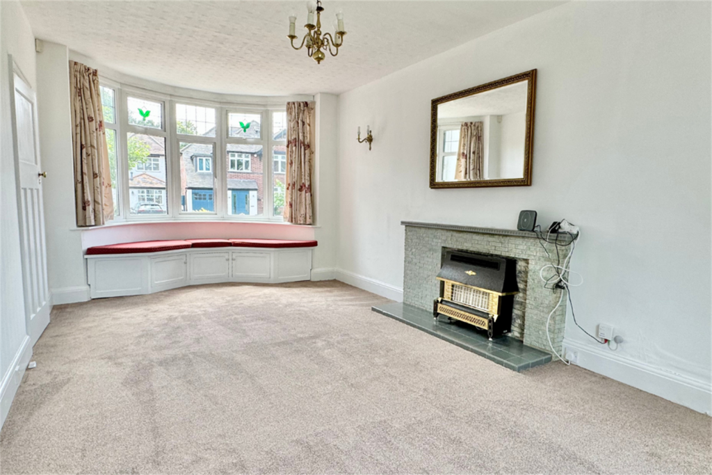 Harrow Road, Wollaton, NG8 1FN 3 bed detached house £490,000