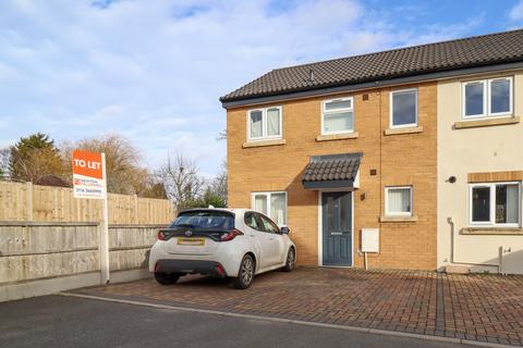 3 bedroom semi-detached house to rent, Brookes Avenue, Leicester, LE9