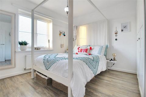 19 Barbrook Green, Reydon, Southwold, IP18 6FB