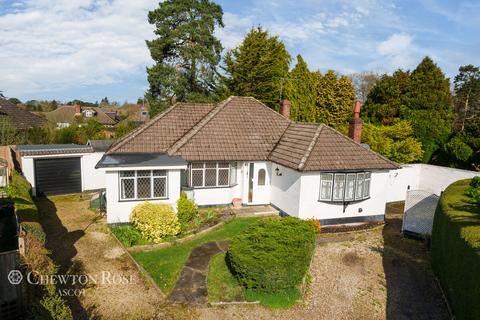 4 bedroom detached bungalow for sale, Ferrard Close, Ascot