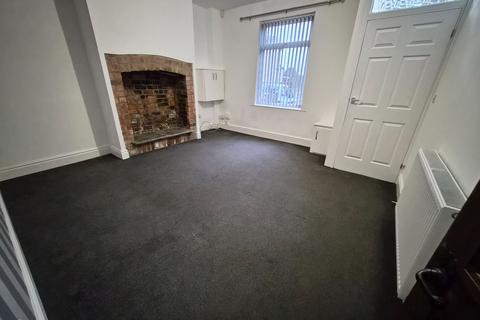2 bedroom terraced house to rent, Billinge Road, Ashton-in-Makerfield, Wigan, WN4 9JE