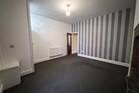 2 bedroom terraced house to rent, Billinge Road, Ashton-in-Makerfield, Wigan, WN4 9JE
