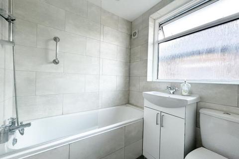 2 bedroom maisonette to rent, Everton Drive, Stanmore