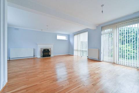 3 bedroom terraced house to rent, Coney Acre, Dulwich, London, SE21