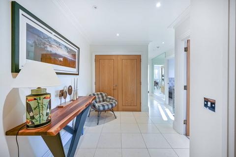 12 Chalmers Way, Twickenham, TW1 1QG