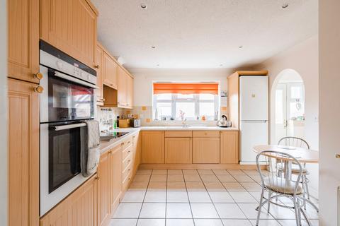 1 Bluebell Close, Watton, Thetford, IP25 6HG