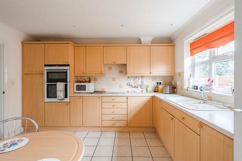1 Bluebell Close, Watton, Thetford, IP25 6HG