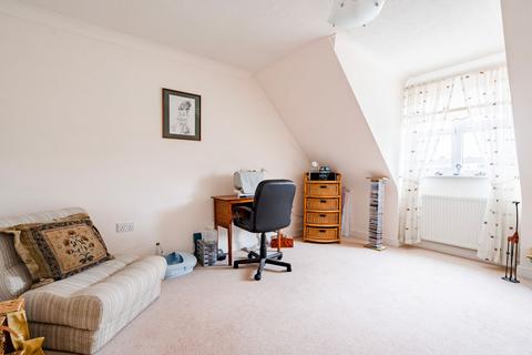 1 Bluebell Close, Watton, Thetford, IP25 6HG