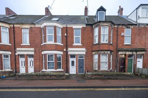 5 bedroom maisonette to rent, Simonside Terrace, Newcastle Upon Tyne NE6