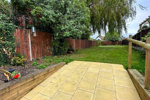 3 bedroom end of terrace house for sale, Chapel Road, Attleborough, Norfolk, NR17 2DS