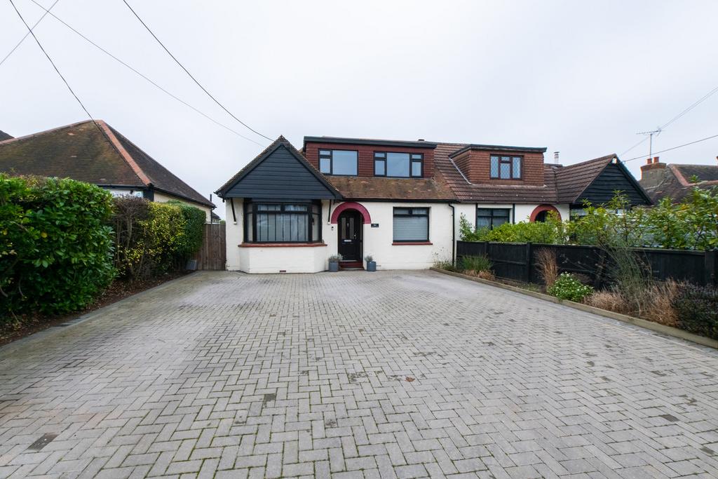 Down Hall Road, Rayleigh, SS6 4 bed semidetached house for sale £425,000