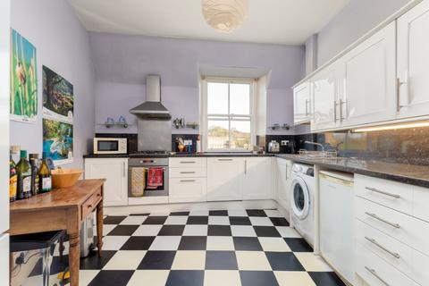 1 bedroom flat for sale, 29/11 (4F2) Jeffrey Street, Old Town, EH1 1DH