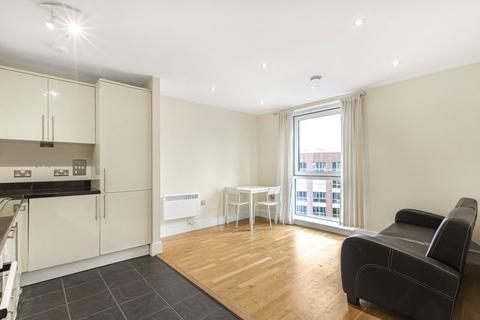 1 bedroom apartment to rent, Prestons Road, London, E14