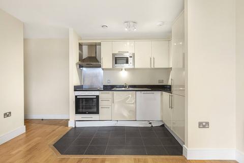 1 bedroom apartment to rent, Prestons Road, London, E14