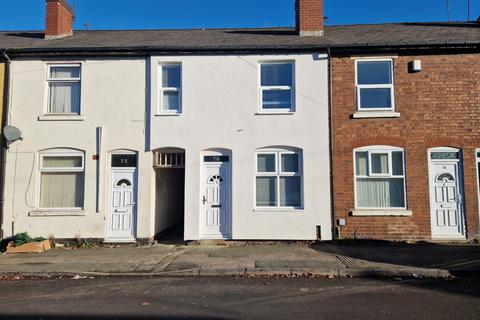 6 bedroom terraced house to rent, Wolverhampton Street, Wednesbury WS10