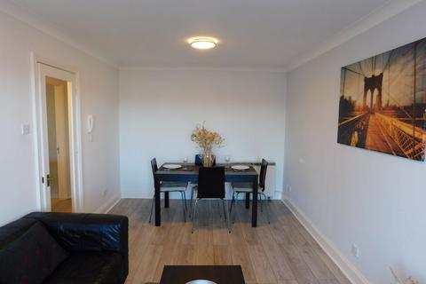 2 bedroom apartment to rent, Deneside Court, Jesmond