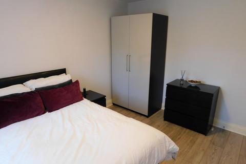 2 bedroom apartment to rent, Deneside Court, Jesmond
