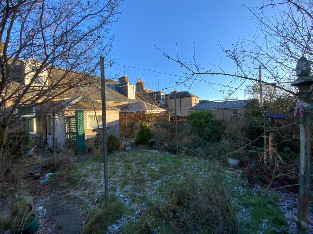 Novar Crescent, Kirkcaldy, KY1 3 bed semidetached house for sale £