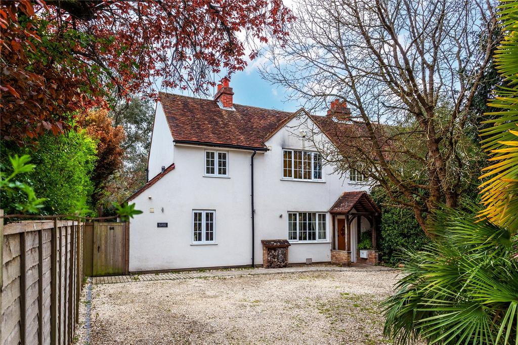 Hare Hatch, Reading RG10 4 bed semidetached house for sale £825,000