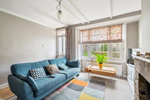 25 Berwick Road, Marlow, SL7 3AR