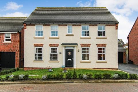 4 bedroom detached house for sale, Willow Place, Knaresborough, North Yorkshire, HG5