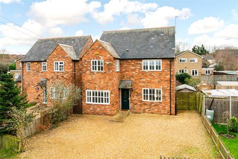 3 bedroom detached house to rent, Meadoway, Steeple Claydon, Buckingham, MK18