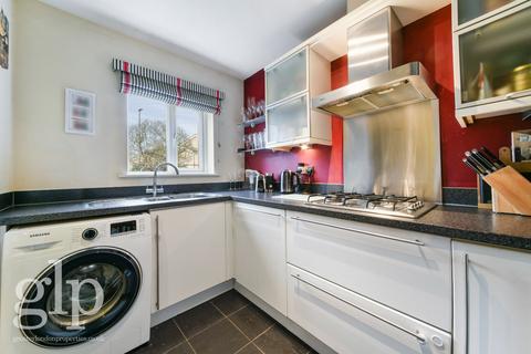 13 Daly Drive, Bromley, BR1 2FF