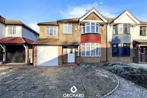4 bedroom semi-detached house for sale - Grove Close, Ickenham, Middlesex, UB10