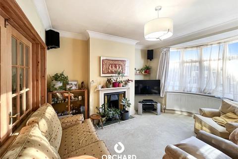 4 Grove Close, Uxbridge, UB10 8QN