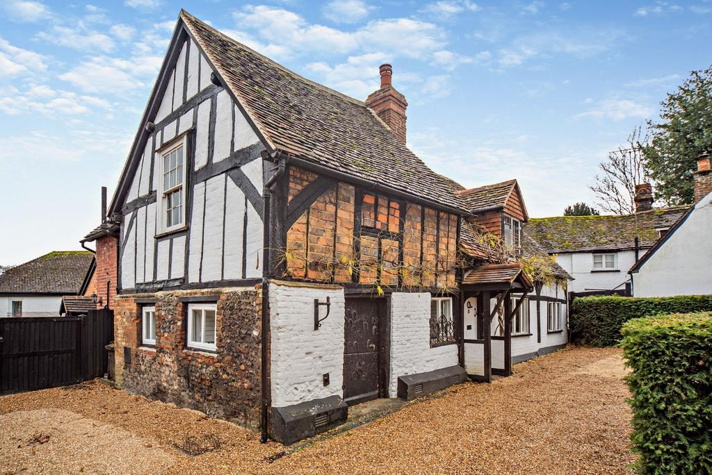 Pangbourne Hill, Pangbourne, Reading... 4 bed detached house for sale