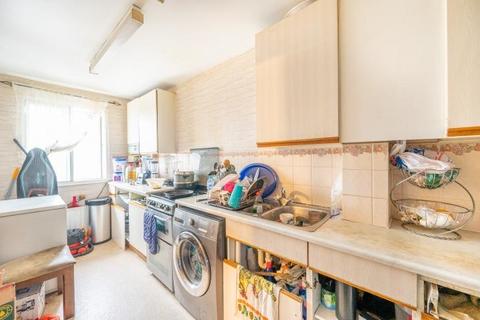 29 Peppermint Place, London, E11 4YQ