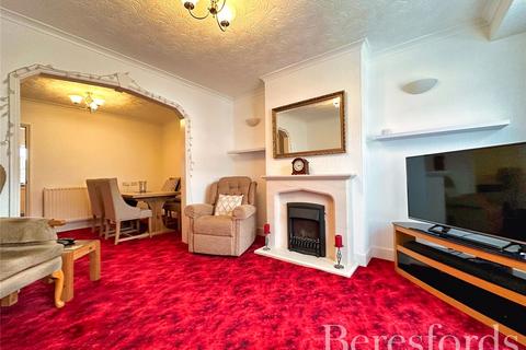 25 Chestnut Glen, Hornchurch, RM12 4HL