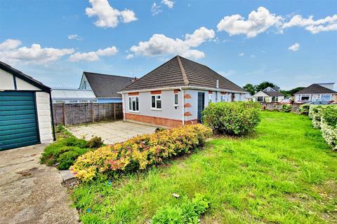 2 bedroom detached bungalow for sale, Northbourne