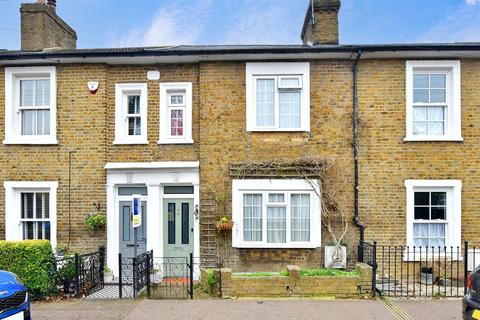 3 bedroom terraced house for sale, Hemnall Street, Epping, Essex