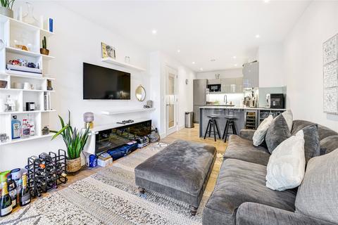 2 bedroom apartment for sale, Trafalgar House, Juniper Drive, London, SW18