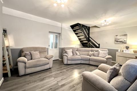 79 Mount Pleasant, Merthyr Vale, Merthyr Tydfil, CF48 4TB