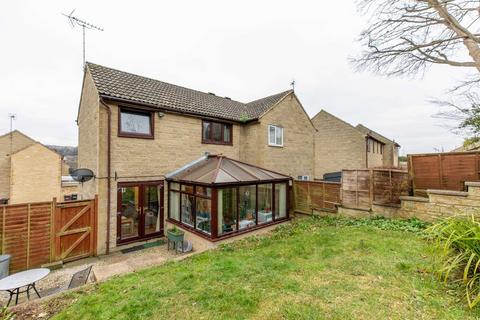 2 bedroom semi-detached house for sale - Peghouse Close, Uplands