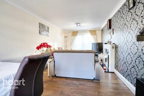 2 bedroom terraced house for sale, Whitmore Way, Basildon
